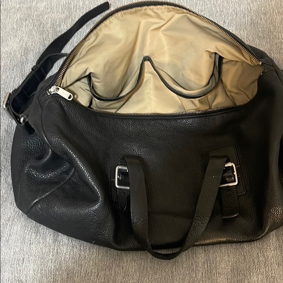 Marc Jacobs  town leather duffel bag - Picture 2 of 4